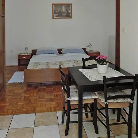 Im Haus Drina - Cdn04081-cyc Pirovac
